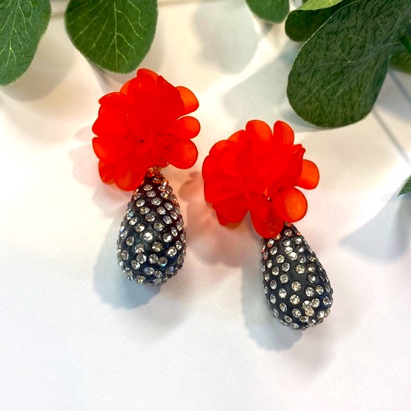 Statement Flower Dangle Earrings!